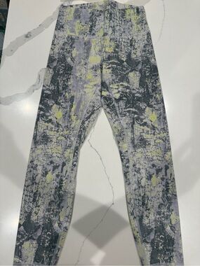 lululemon athletica Gray Multicolor High-Rise Leggings